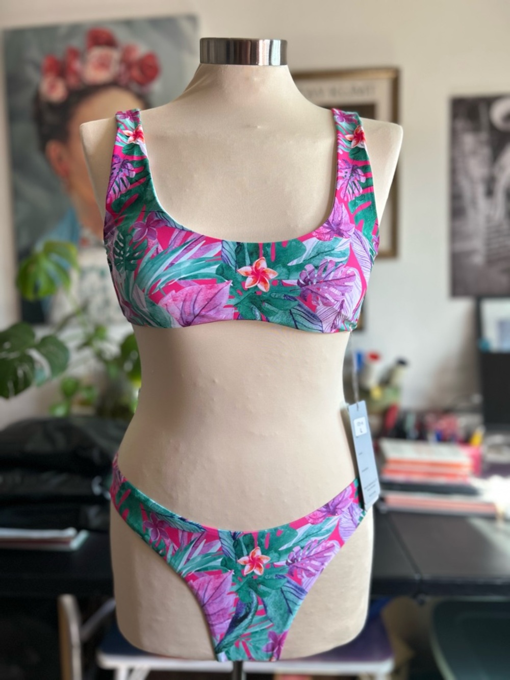 Yira 2 piece bikini colorful floral size large